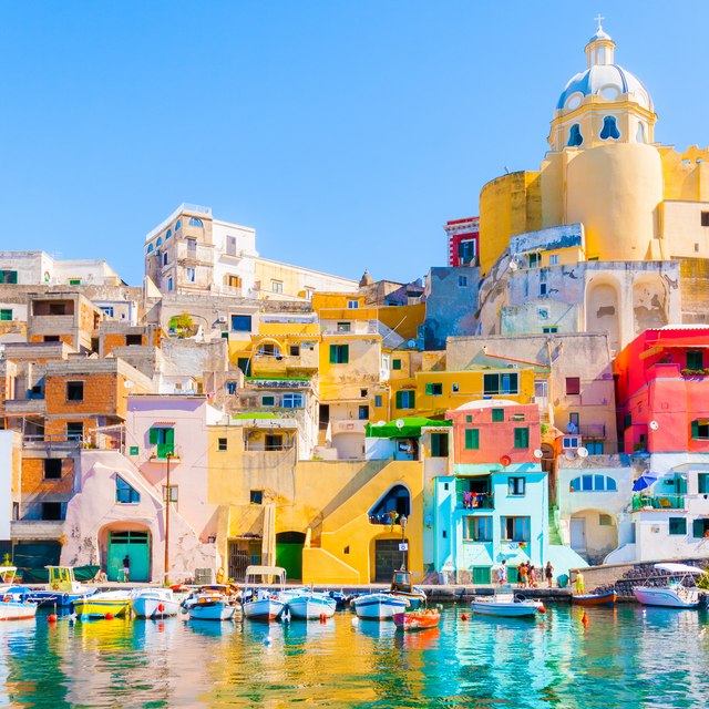 Procida Guide