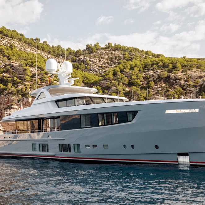 yacht calypso 1