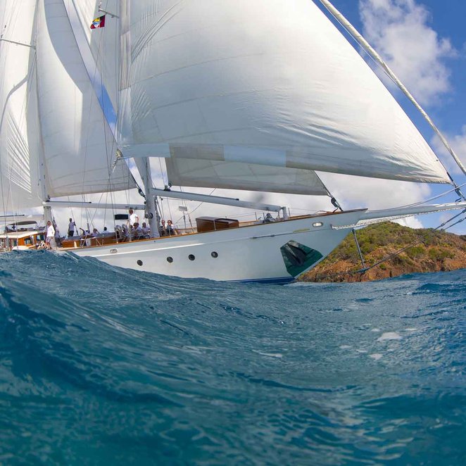 38m sail yacht