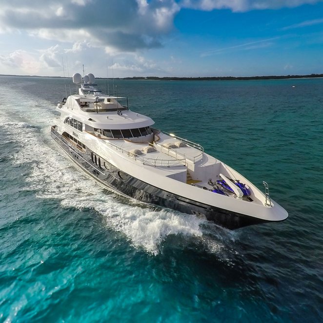 NICOLE EVELYN Yacht Photos - Trinity Yachts | Yacht Charter Fleet