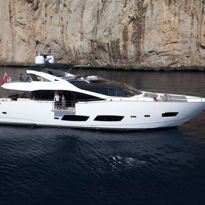 Oasis Yacht Photos 28m Luxury Motor Yacht For Charter