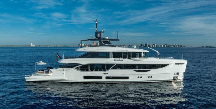 Kings Lair Yacht Charter in Bimini