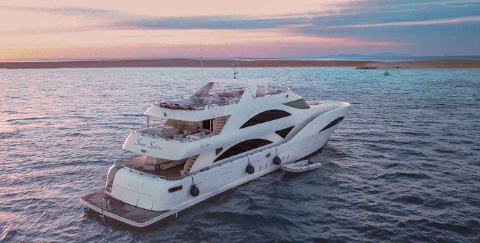 Seven Spices Yacht Charter in Red Sea