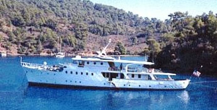 Dear B Yacht Charter in Gocek Bay