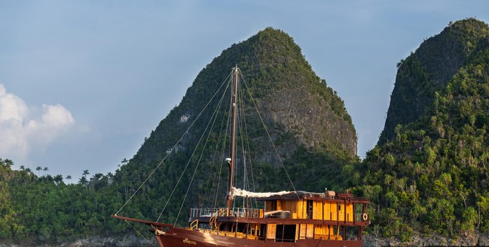Sequoia Yacht Charter in South East Asia