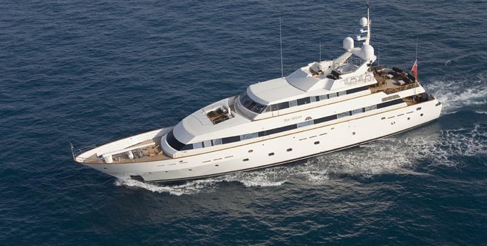 Dream Yacht Charter in Corsica