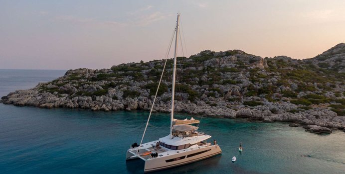 Serenissima III yacht charter Fountaine Pajot Sail Yacht
                                