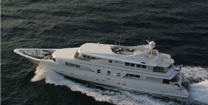 Northern Cross Yacht Charter in Corsica
