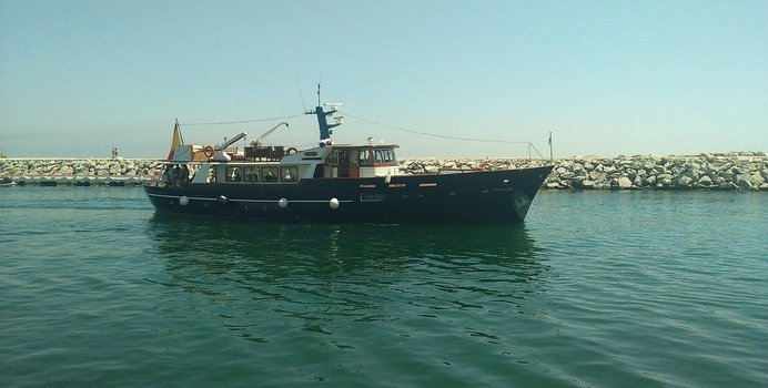 Falcao Uno yacht charter Van de Voorde Motor Yacht
                                