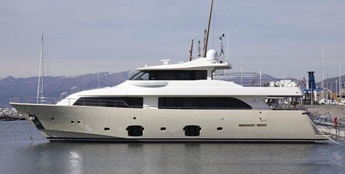 Ulyssia yacht charter Custom Line Motor Yacht