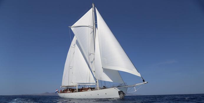 RHEA Yacht Charter in Caribbean