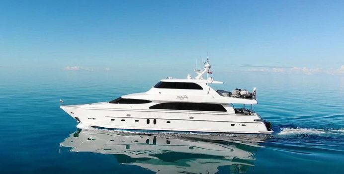 Lexington Yacht Charter in North America
