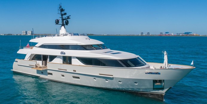 Phoenix Yacht Charter in Caribbean