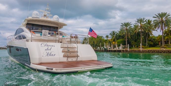 Divas Del Mar yacht charter Viking Yachts Motor Yacht
                                