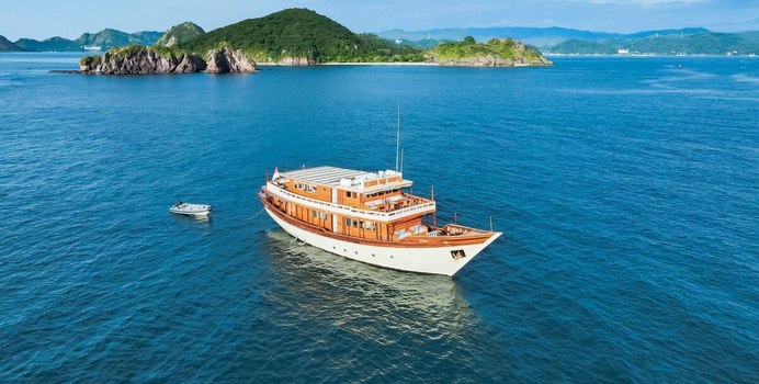 Mischief Yacht Charter in South East Asia