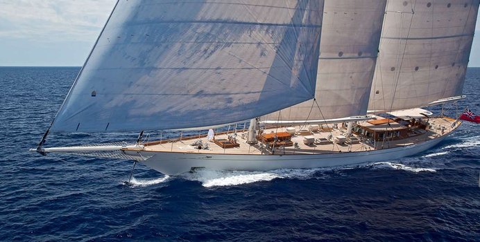 Gweilo Yacht Charter in Capri