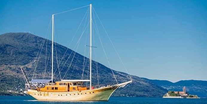 Kaya Gunery II Yacht Charter in Vis