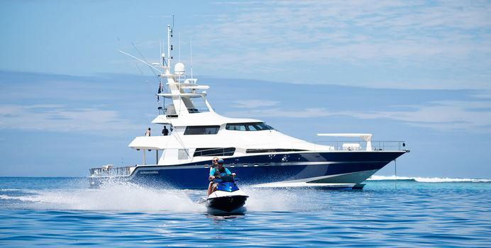 Ultimate Lady Yacht Charter in Tahiti