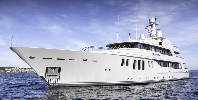 My Little Violet Yacht Charter in Italy