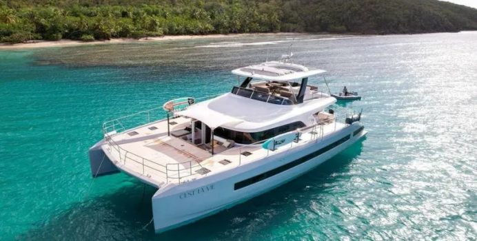 C'est La Vie Yacht Charter in Caribbean