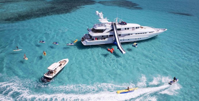 At Last yacht charter Heesen Motor Yacht
                                
