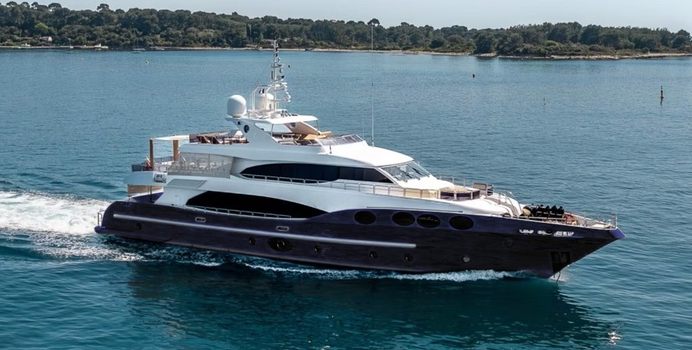 Grand Cru yacht charter Gulf Craft Motor Yacht