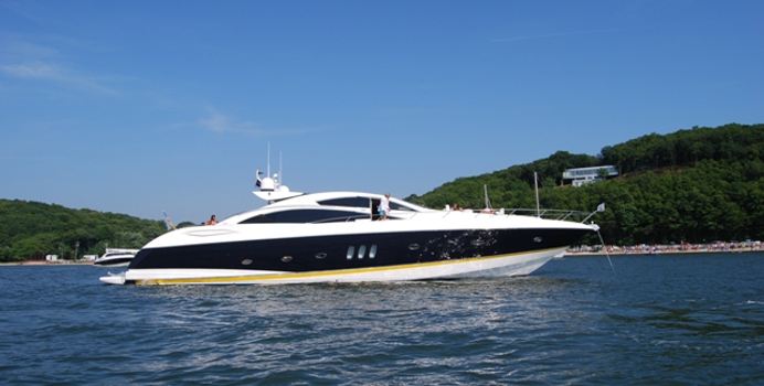 Impulsive Too Yacht Charter in Bahamas
