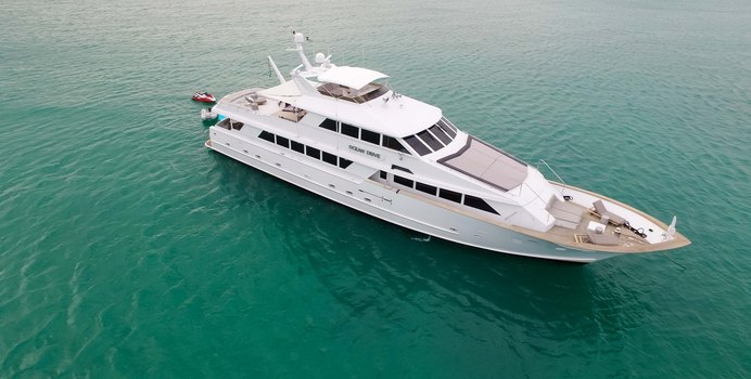 Ocean Drive Yacht Charter in Bahamas