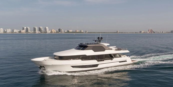 50 FIFTY Yacht Charter in USA