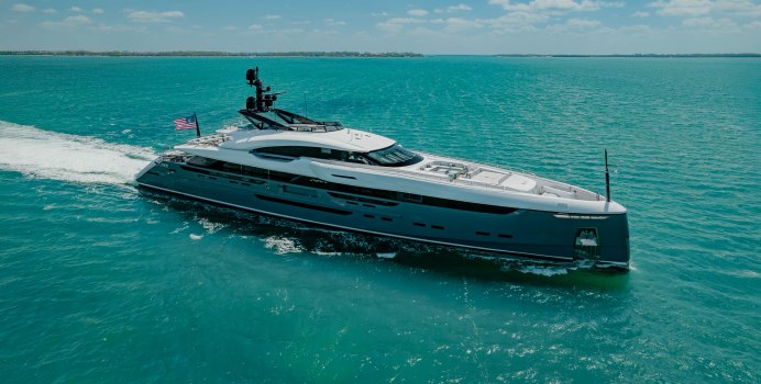 Utopia IV Yacht Charter in St Vincent and the Grenadines