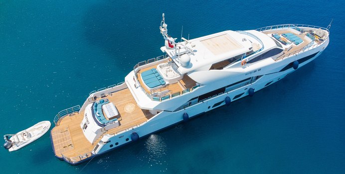 Destiny yacht charter Miss Tor Yacht Motor Yacht
                                