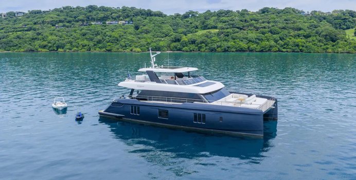 Colibri yacht charter Sunreef Yachts Motor Yacht
                                