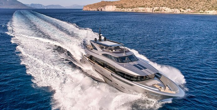 Seammetry yacht charter Dreamline Yachts Motor Yacht
                                