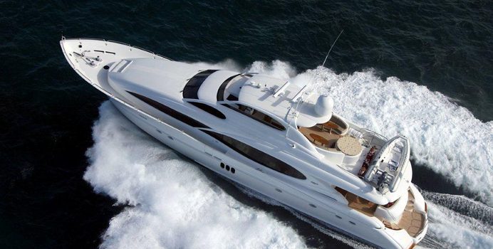 Center Ring Yacht Charter in Florida