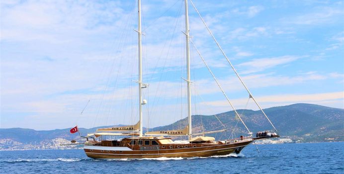 Sema Tuana yacht charter Custom Motor/Sailer Yacht