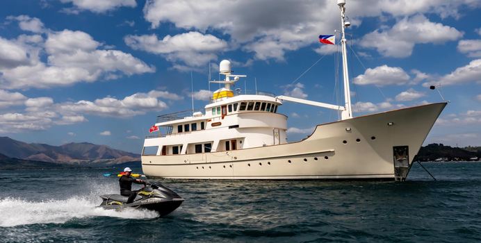 Zeepaard Yacht Charter in St Tropez