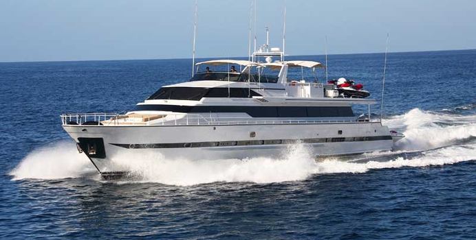 Illusions Yacht Charter in Nassau