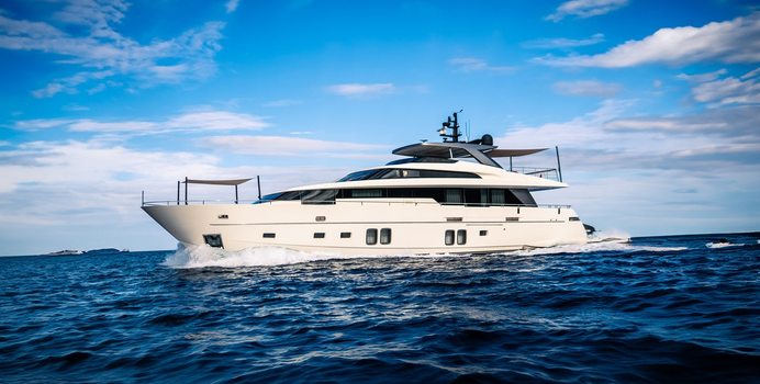 Alein yacht charter Sanlorenzo Motor Yacht