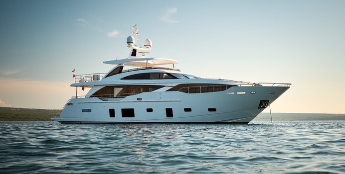 Von B yacht charter Princess Motor Yacht
                                