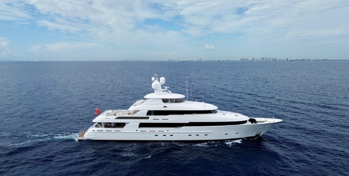 Noverra Yacht Charter in Florida