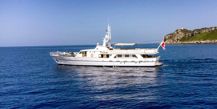 Shaha yacht charter Socarenam Motor Yacht
                                