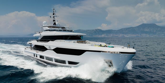 Olivia Yacht Charter in Capri