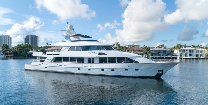 Favor yacht charter Crescent  Yachts Motor Yacht
                                