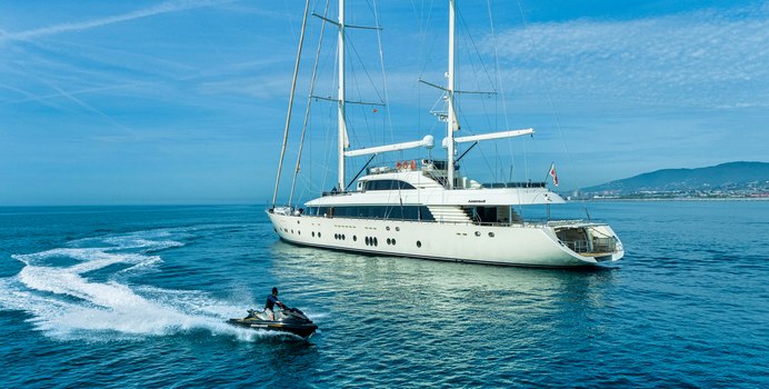 Aresteas Yacht Charter in Calvi