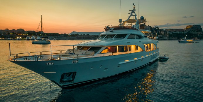 Endless Summer yacht charter Benetti Motor Yacht
                                