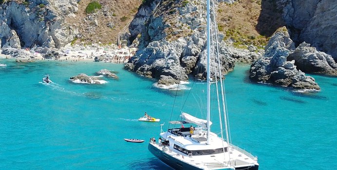 Kaskazi Four Yacht Charter in Capri