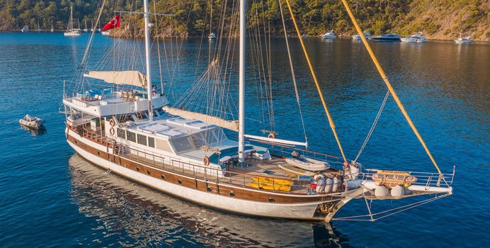 White Swan yacht charter Mutlutur Yachting Motor/Sailer Yacht
                                