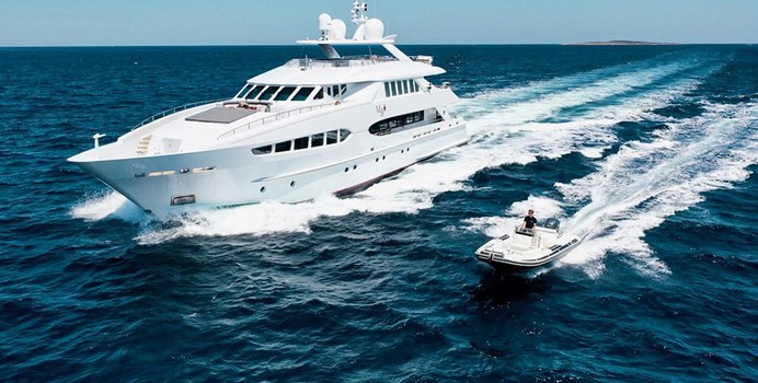 Benik I yacht charter Heesen Motor Yacht
                                