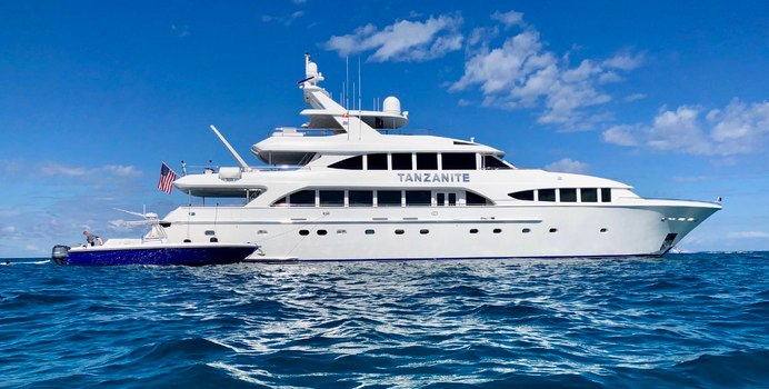 Tanzanite Yacht Charter in Eleuthera