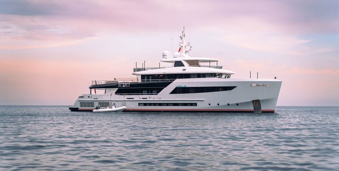 Heeus Yacht Charter in Bahamas